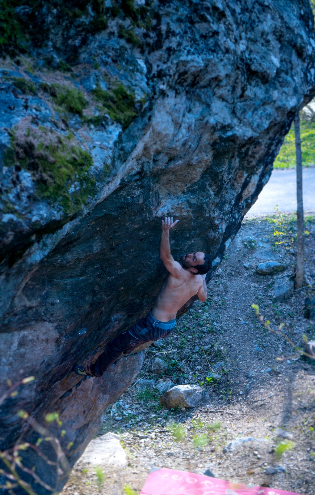 Ben   To fakie to gamel   8a